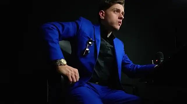 FelixStarkk: онлайн-секс-чат