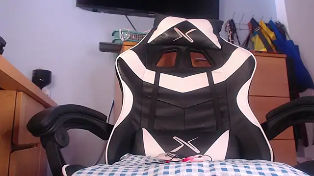 Chat XXX en directo de MikeMiller2