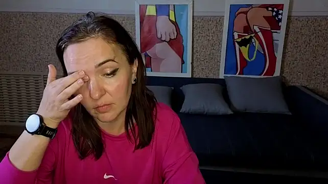Kira_lorens3 Chat XXX live