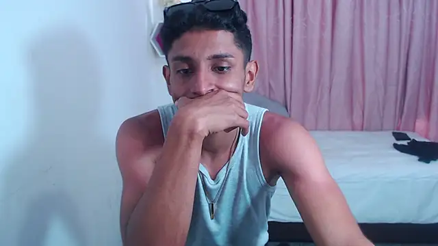 _bigrick_n Live XXX chat