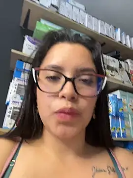Miss_Bella_Flame: απευθείας συνομιλία ΧΧΧ