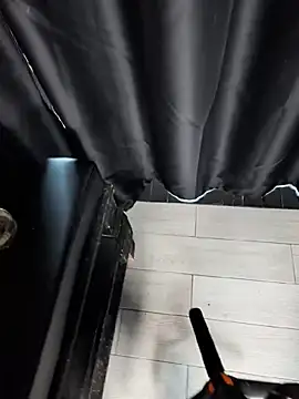 DarkDea Adlı Modelin Canlı XXX Sohbeti