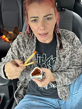 MarlaFknSinger Chat XXX live