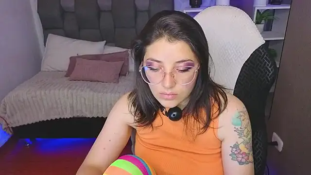 phoenixxxx777 XXX чат на живо