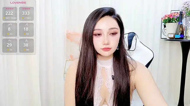 ElegantCoco's Live XXX Chat