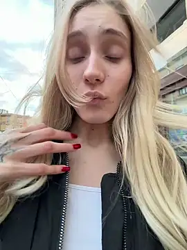 Pink_Kissn Live XXX chat