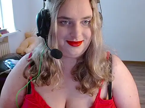 KitsuneAiko XXX чат на живо