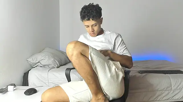 Chat +18 de _Alex_Colton ao vivo