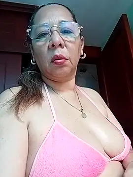 EliteCoupleMM's Webcam Show