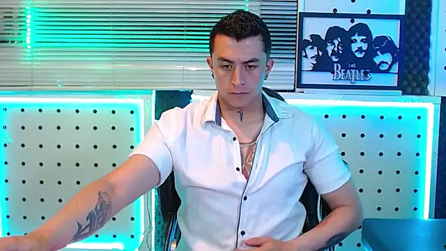 Godofcumxxx Chat XXX in diretta