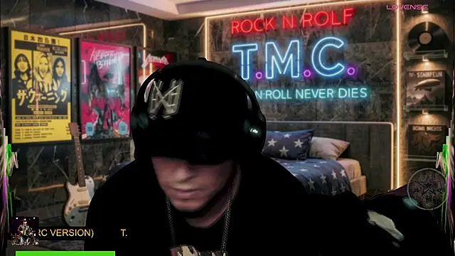 chino_roz Chat XXX in diretta