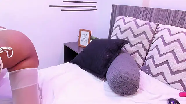 Chat XXX en directo de KelaniSilva