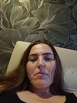 Chat XXX ao vivo de MilaMature