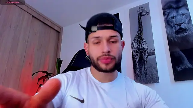 Chat XXX en directo de Santos_ramirez1