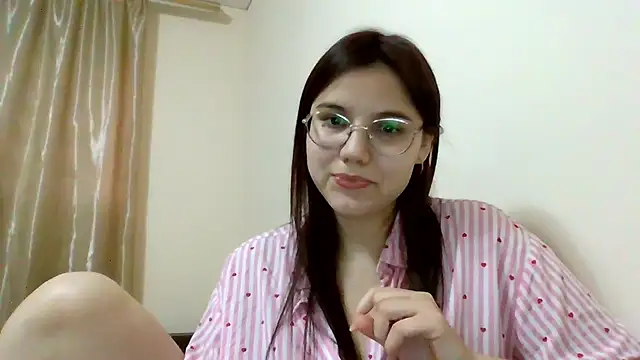 Aurora_Breeze Chat XXX in diretta