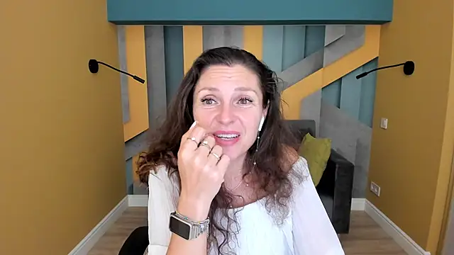 XXX chat uživo modela EllaLong