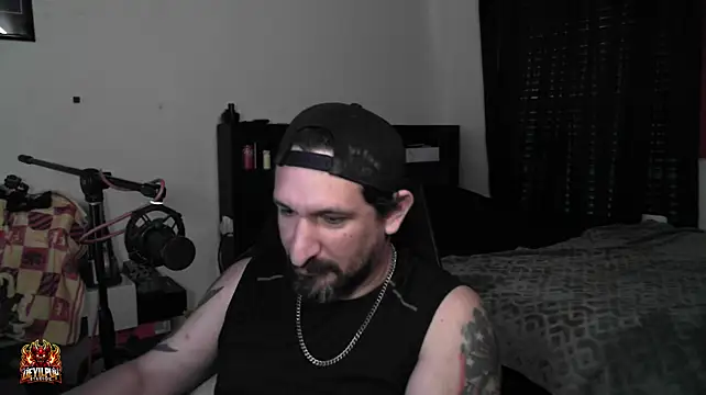 DevilPup75_ 现场XXX聊天