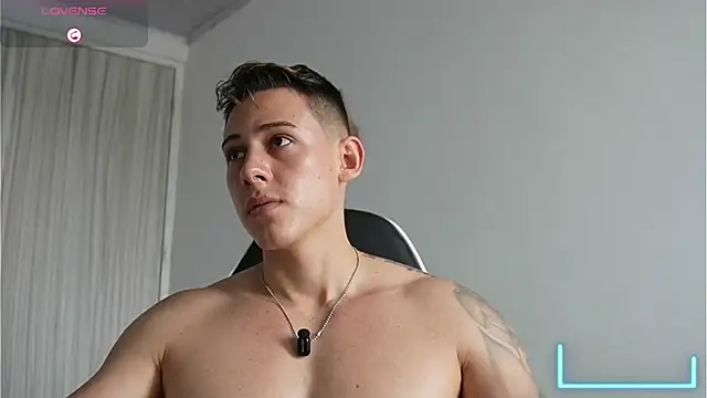 Chatroom XXX en direct de Muscle_King_Cum