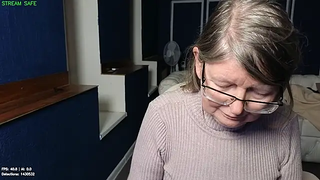 Chat +18 de Pippa_Pebble ao vivo