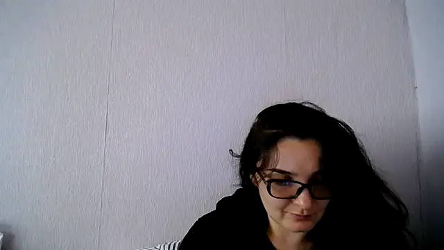 Shiny_gine's Live XXX Chat