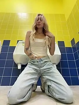 Онлайн чат XXX Pink_Kiss