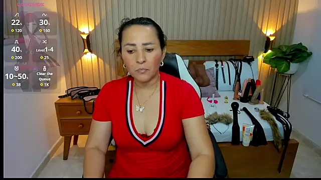แชท XXX สดของ luciana_ballesteros_