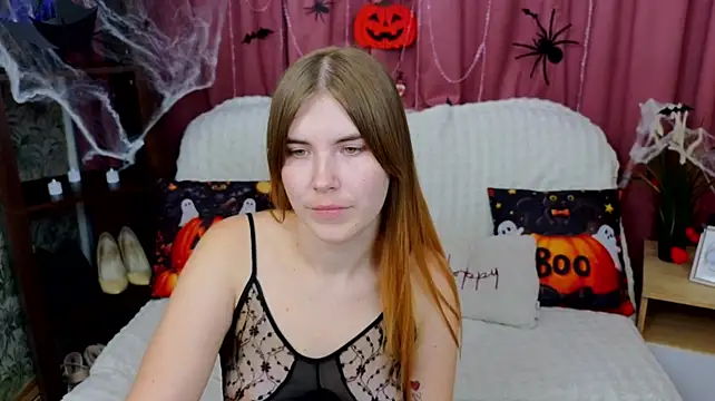 EmilyCuper_のライブXXXチャット