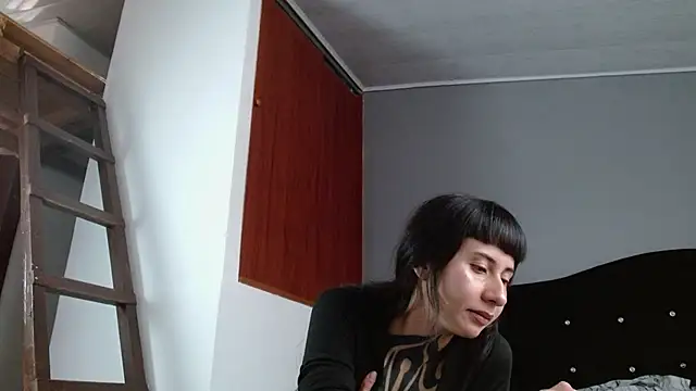 Emilia_1995 – Live XXX-chat