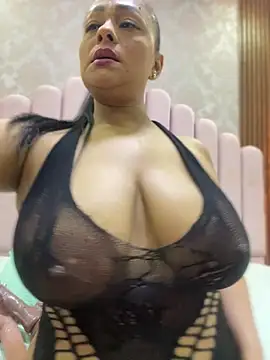sofia_xxx02's Live XXX Chat