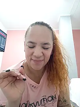 -Serena_'s Live XXX Chat
