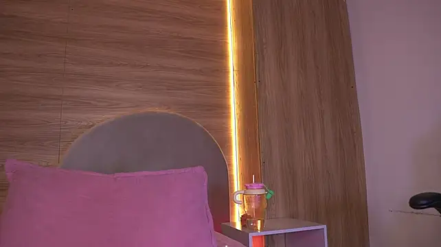 Chat XXX en directo de alexaa_walker