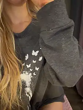 XXX chat uživo modela xDinnax