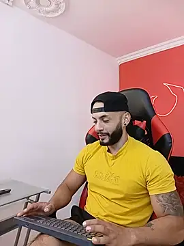 Mike_savage3 Adlı Modelin Canlı XXX Sohbeti