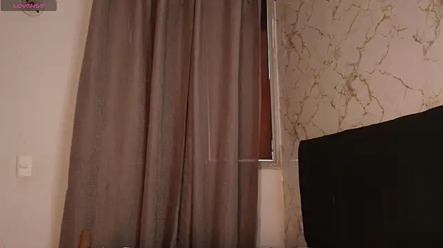 Živý XXX chat cinniaa_