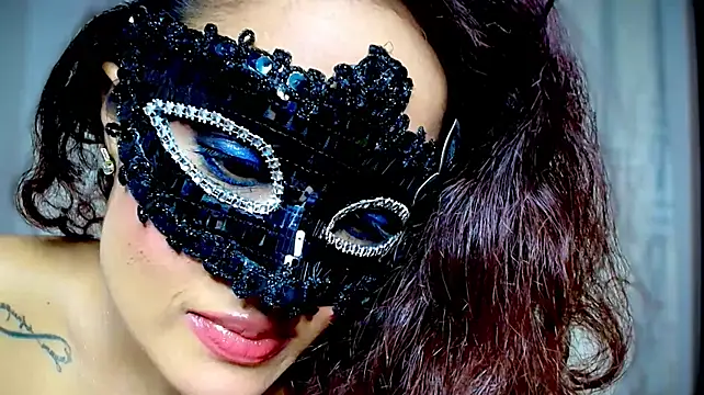 ScarletSeductive Chat XXX live