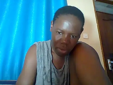 Blacksexyqueen24's Live XXX Chat