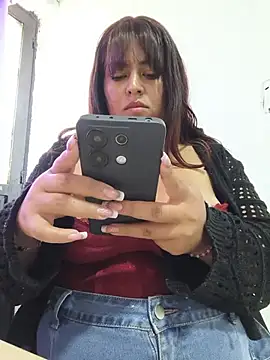 velen_09 Adlı Modelin Canlı XXX Sohbeti