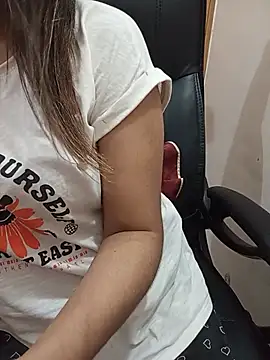 Chat XXX en directo de Tanha18