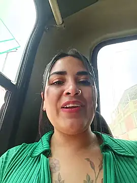 Chat +18 de MAYE__13 ao vivo