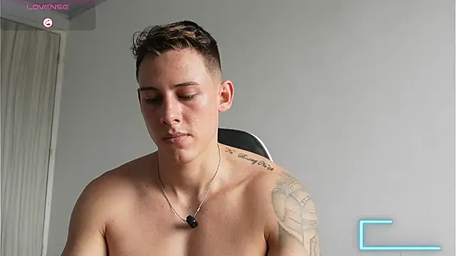 Chat XXX en directo de Muscle_King_Cum