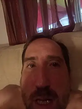 tioenbolas78 Show in webcam