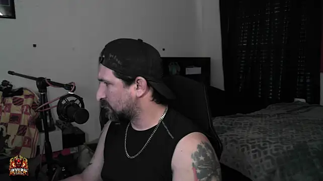 DevilPup75_'s Live XXX Chat