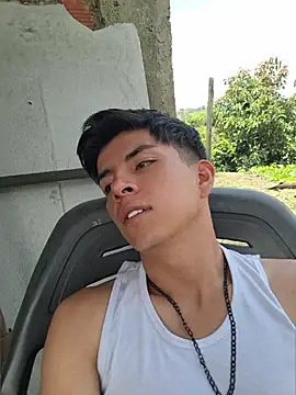 XXX chat uživo modela ZaneHoward