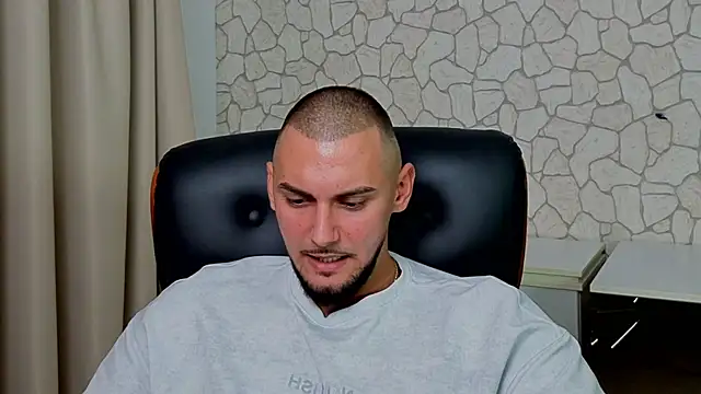 Živý XXX chat ClintMasters