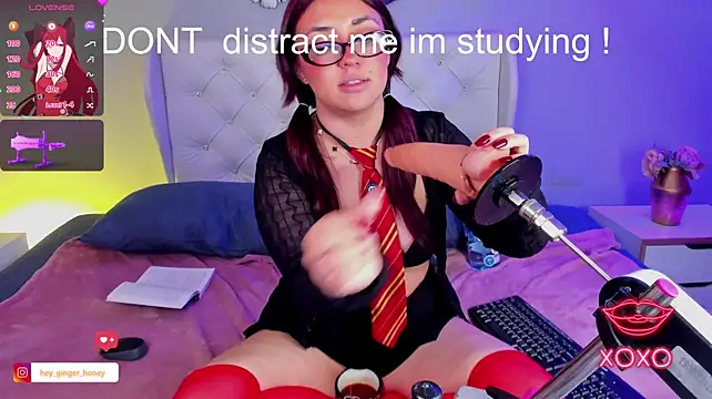 ginger_honey_'s Live XXX Chat