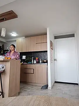 Ivanna2 XXX чат на живо