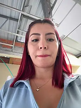 LINDA_PATTY94's Live XXX Chat