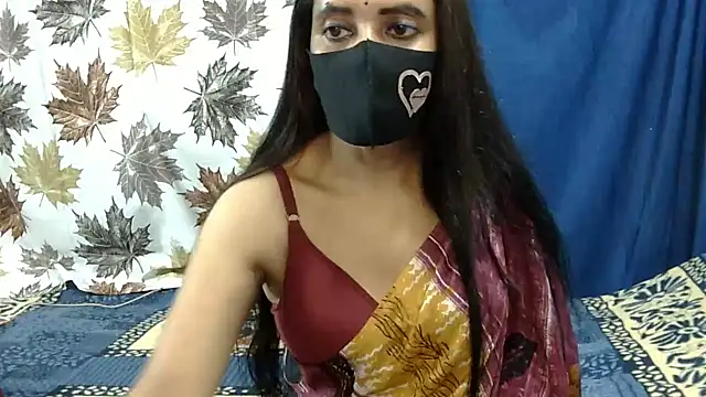 Only-Priya Adlı Modelin Canlı XXX Sohbeti