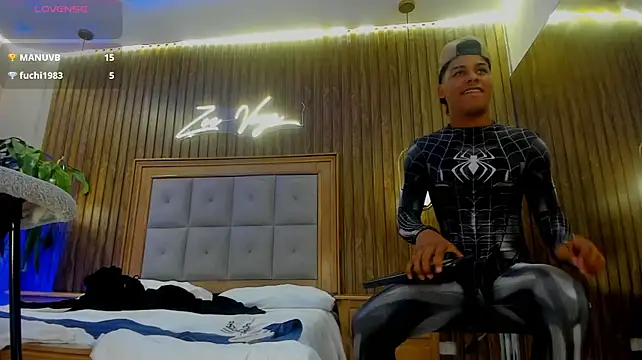 Czat XXX na żywo – Colby_driscoll