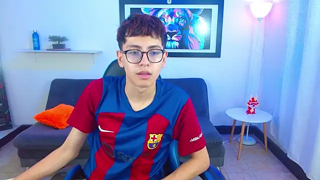 הופעת וובקאם של alexcum_18